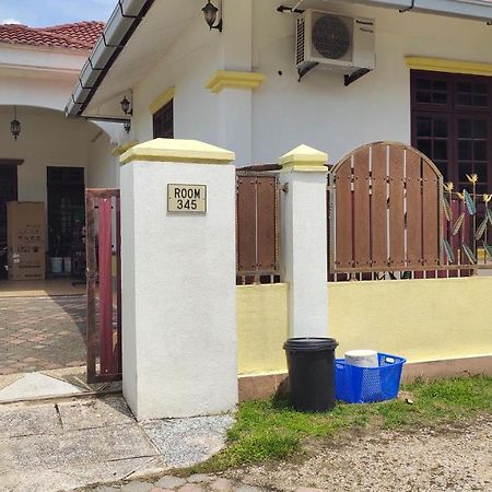 Room 345 Kota Bharu Exterior foto